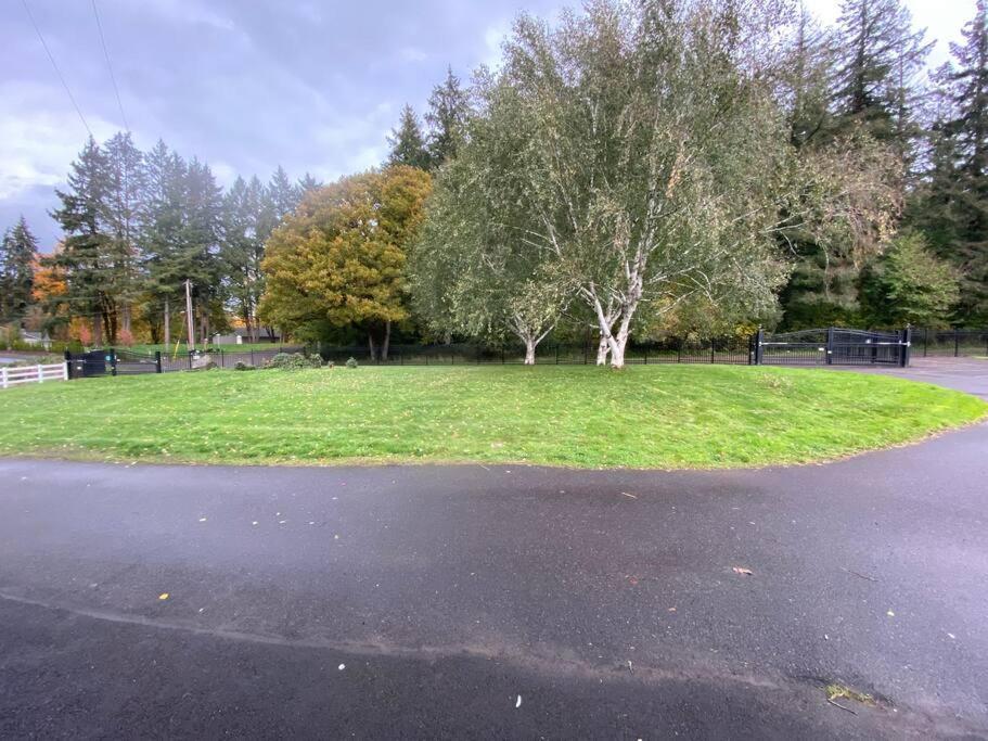 22 Acres Home With Hot Tub Minutes From Ilana Casino Ridgefield Exterior photo