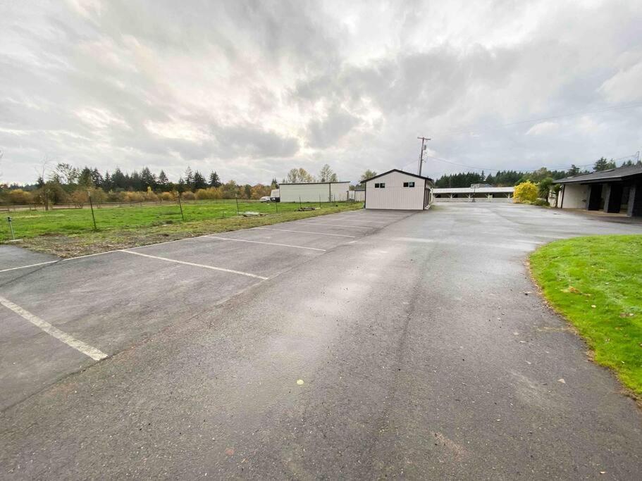 22 Acres Home With Hot Tub Minutes From Ilana Casino Ridgefield Exterior photo