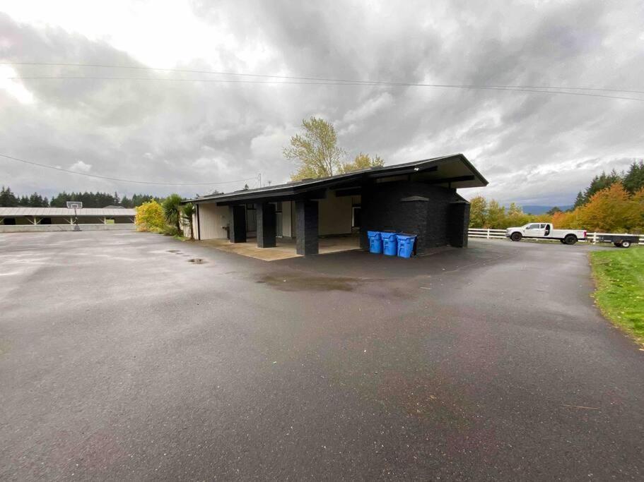 22 Acres Home With Hot Tub Minutes From Ilana Casino Ridgefield Exterior photo